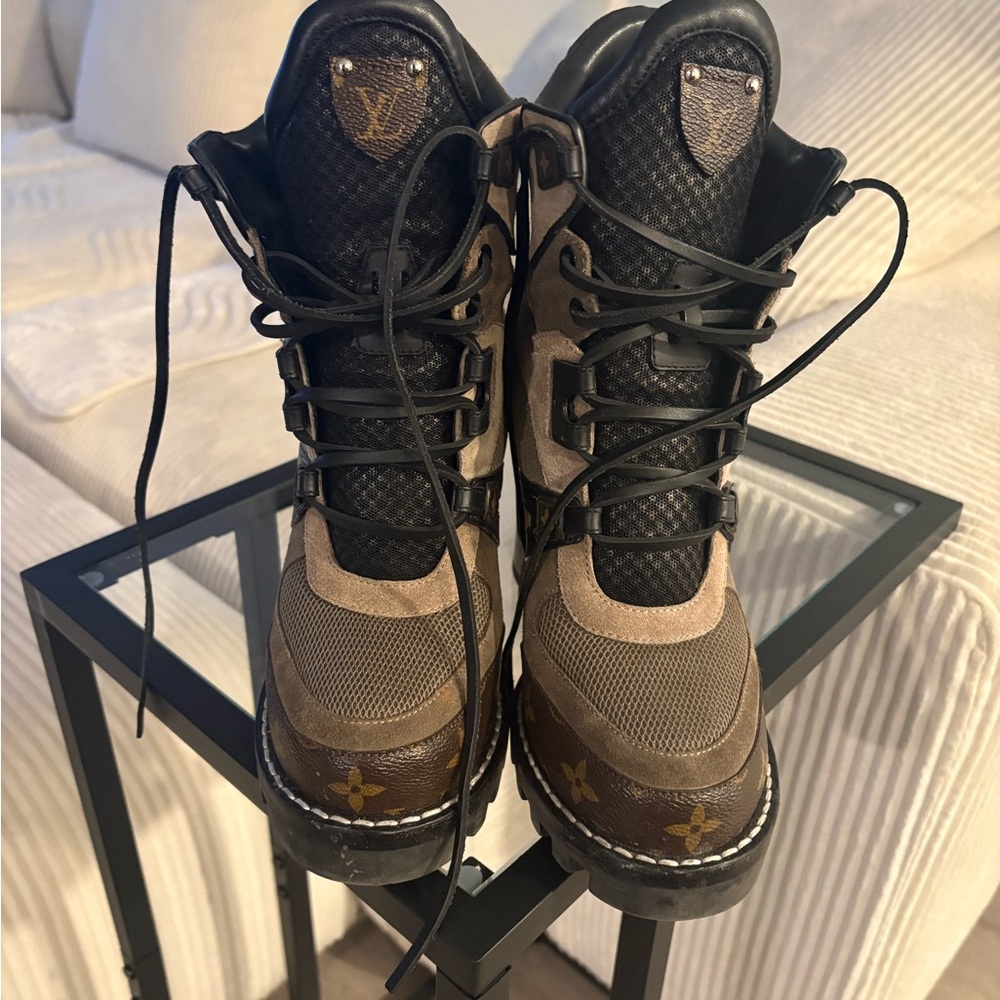 Louis Vuitton Black and Brown Lace-Up Boots
